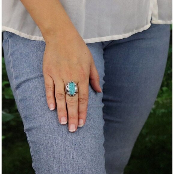 Sterling Silver Crushed Turquoise Ring Men's or Women's Size 7 3/4 - Picture 3 of 6